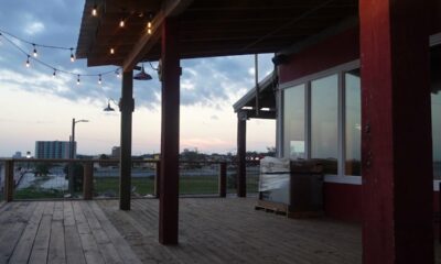 Slap Ya Momma's Barbecue Biloxi, Mississippi Restaurant On The Beach  (THE BEST BARBEQUE)Good Sunset