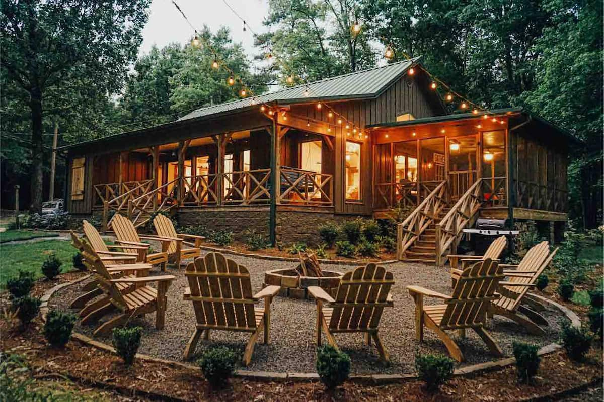 Sleep Among Towering Trees At The Retreat At Turkey Lake In Mississippi