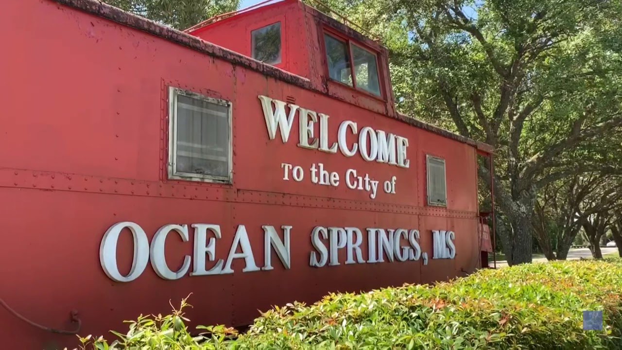 Drive through downtown Ocean Springs, MS Biloxi MS Local Area News