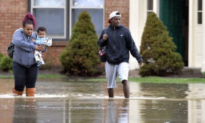 Community helps out flood victims in Louisville.