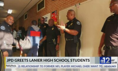 Jackson police greet Lanier High School students