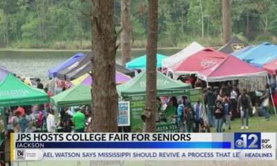 JPS hosts college fair for seniors