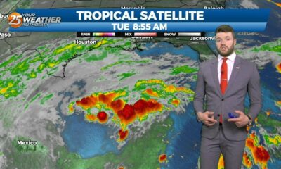 Meteorologist Trey Tonnessen - "Tropical Disturbance" Full Forecast 10/10/2023