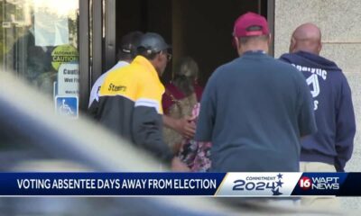 Voters cast their ballots early to avoid long waits on election day