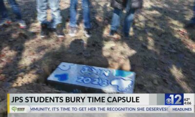 JPS students bury time capsule at Dawson Elementary