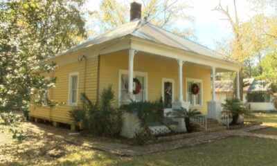 Gulfport family celebrates first Christmas dinner in historic house in Turkey Creek