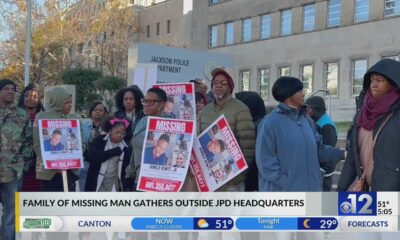 Family of missing man gathers outside JPD headquarters