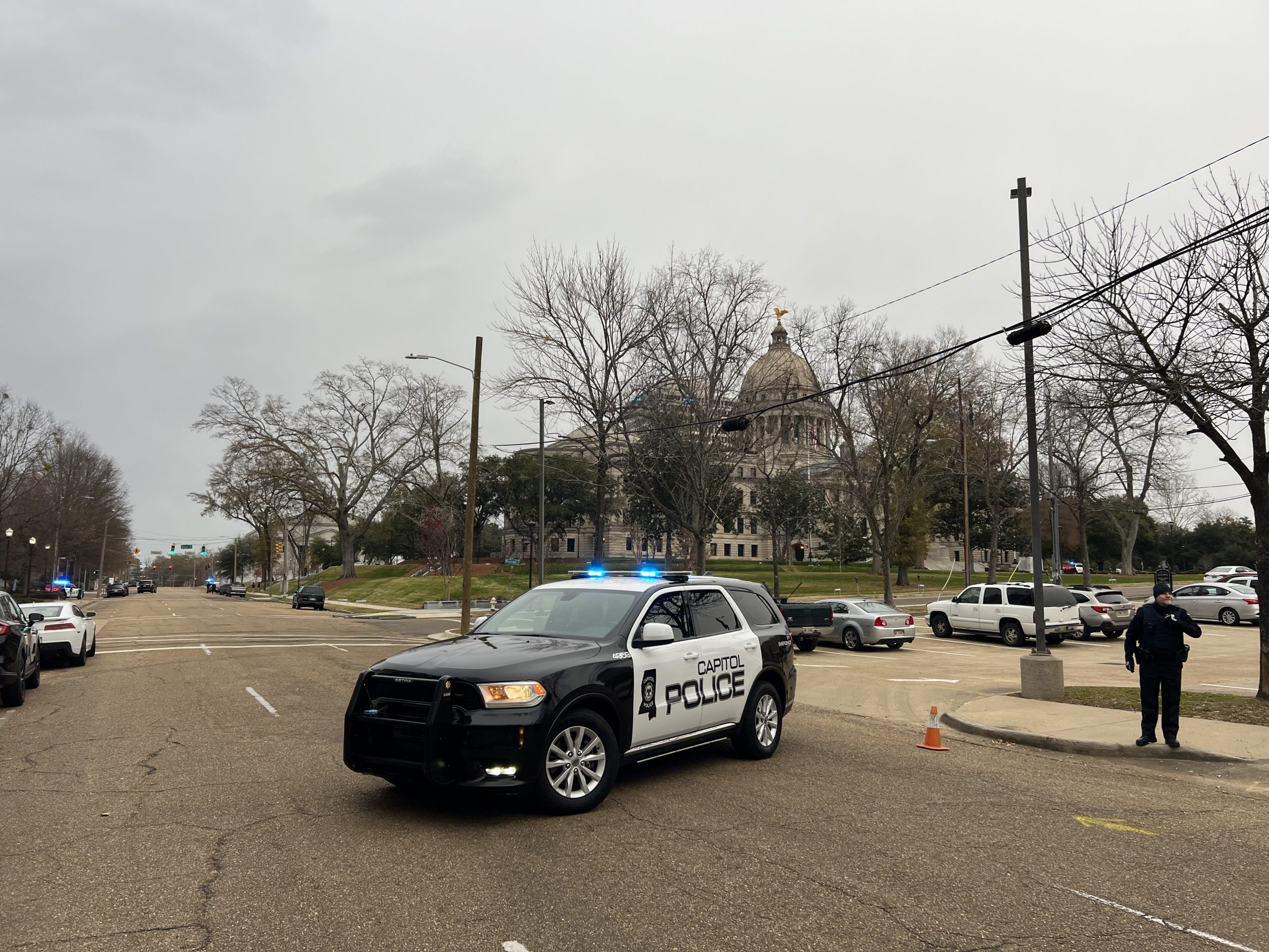 Mississippi Capitol, state Supreme Court buildings reopened after second bomb threat