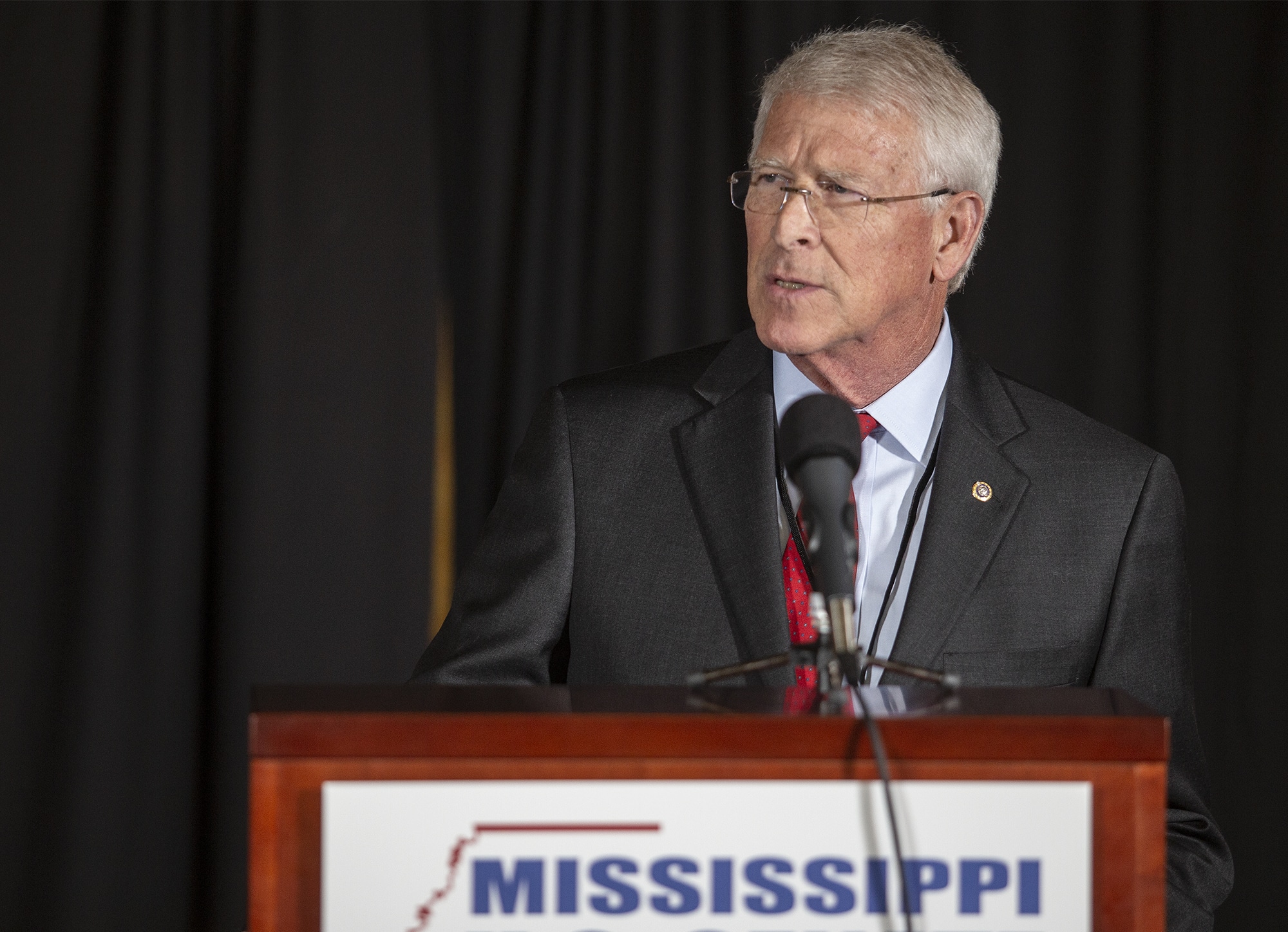 Trump endorses Roger Wicker for Senate reelection 