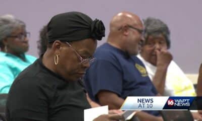 Feds hold civil rights listening session