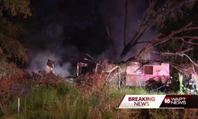 2 abandoned houses burn in Jackson