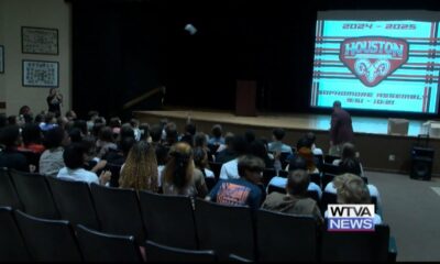 Houston High School celebrated first day of school