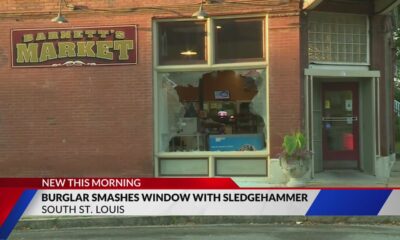 Smash and grab hits convenience store in south St. Louis