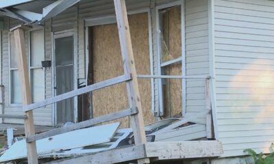 Car crashes into East St. Louis duplex, causing major damage