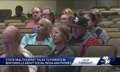 Bentonville parents gather to learn more about impacts of excessive screen time