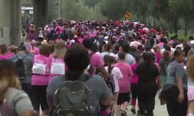 Thousands of Houstonians gather to support breast cancer awareness in “Race for the Cure” fundraiser