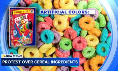 Protesters demand Kellogg remove artificial colors from Froot Loops and other cereals