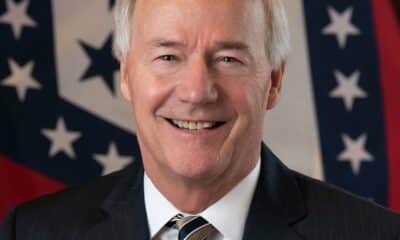 Former Arkansas Gov. Hutchinson gives Mississippi lawmakers tips on streamlining government 