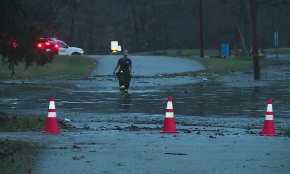 Levee 'in danger of failing,' area evacuated: St. Francois County