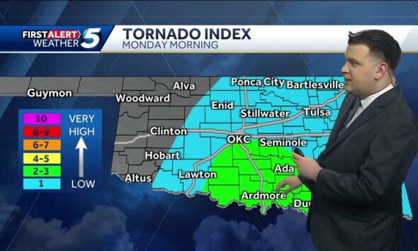 Storm Timeline: Sunday - Monday Storm Risk