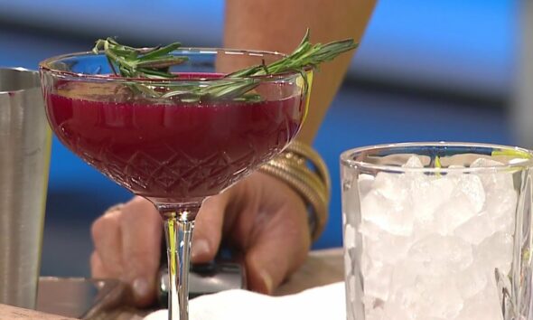 How to make holiday mocktails and meals you can easily recreate at home