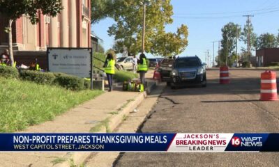 Stewpot prepares food baskets for Thanksgiving