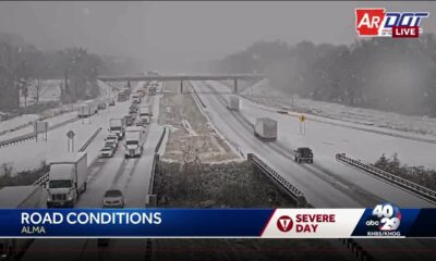 Wrecks on Arkansas's snow-covered roads cause backups on the interstates