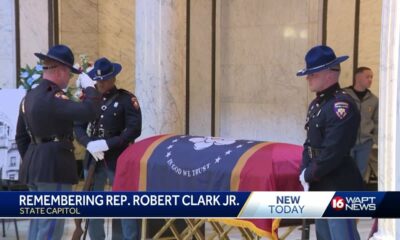 Trailblazer lying in state at the state capitol